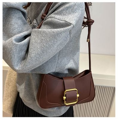 Belt design shoulder bag_img_9