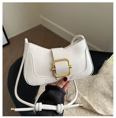 Belt design shoulder bag_img_12