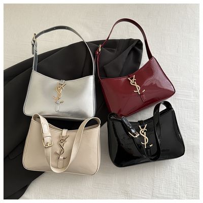v$l glossy shoulder bag_img_0