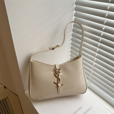 v$l glossy shoulder bag_img_6
