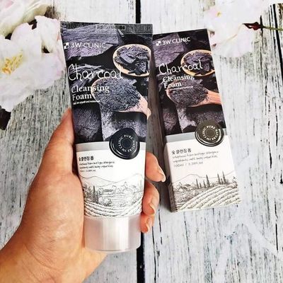 3W Clinic Charcoal Cleansing Foam_img_2
