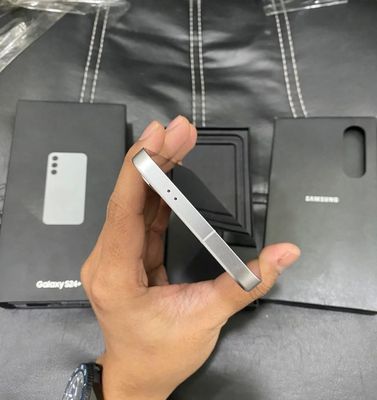 Samsung Galaxy S24 Plus_img_2