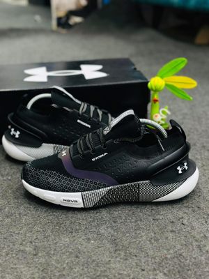Under Armour HOVR x Phantom 3 Storm running (1:1)_img_1
