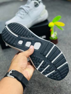 Under Armour HOVR x Phantom 3 Storm running (1:1)_img_8