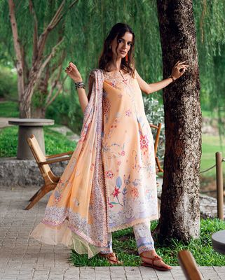 Roheenaz - Garden Veil Printed Lawn’25_img_9