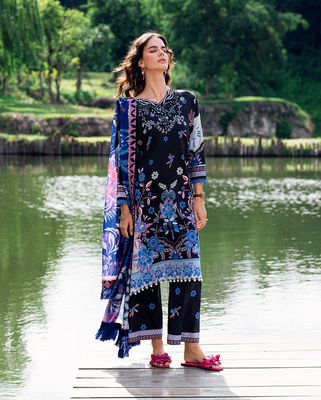 Roheenaz - Garden Veil Printed Lawn’25_img_10
