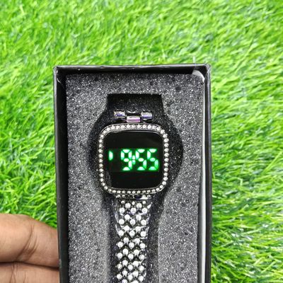 New Trend Fashion Steel Chain Diamond Women Watch Full Diamond Touch Screen LED Water Diamond Bracelet Watch (black)_img_1