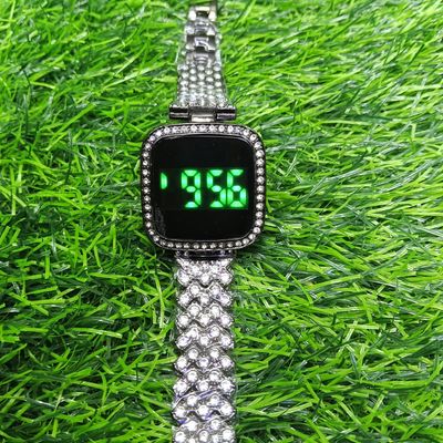 New Trend Fashion Steel Chain Diamond Women Watch Full Diamond Touch Screen LED Water Diamond Bracelet Watch (black)_img_2