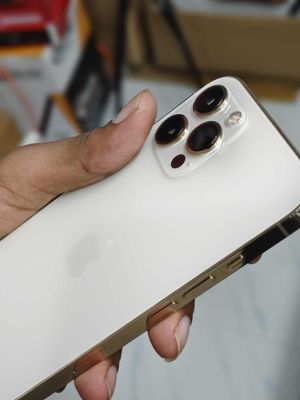 Iphone 12 Pro Max ( used)_img_1