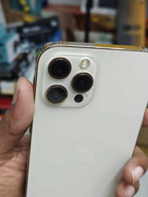 Iphone 12 Pro Max ( used)_img_2