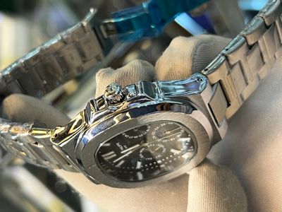 Patek Nautilus Chain Silver Black Dial_img_3