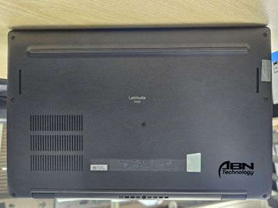 Dell Latitude 7430. Core i7, 12th Gen. 16GB RAM, 512GB SSD. 14.1" Display._img_2