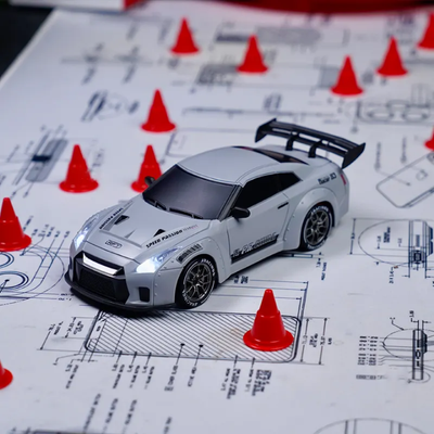 Nissan GTR -1:24 Scale RC drifting Car_img_0