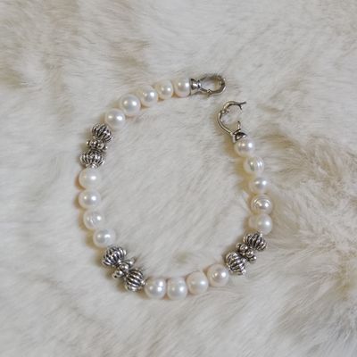 Pearl Bracelet with Exclusive Lock system_img_0
