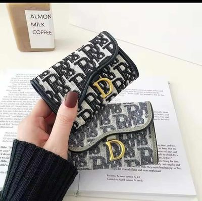 🌷✨ Taking Order's Dior Mini Walet 🌷✨_img_1