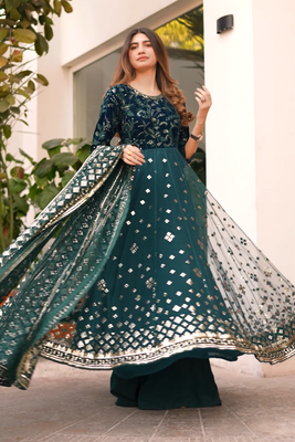 Iznik - Embroidered Velvet_img_1