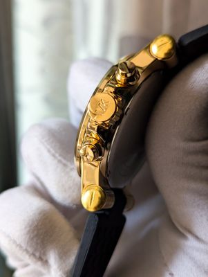 MK Chronograph Watch Golden_img_1