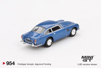 Mini GT 954 Aston Martin DB5 Sierra Blue_img_1
