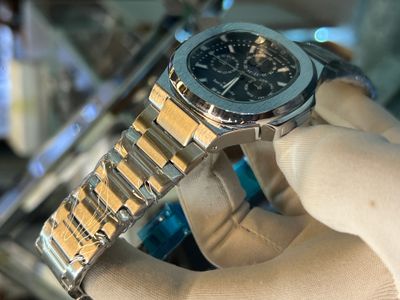 Patek Nautilus Chain Silver Black Dial_img_2