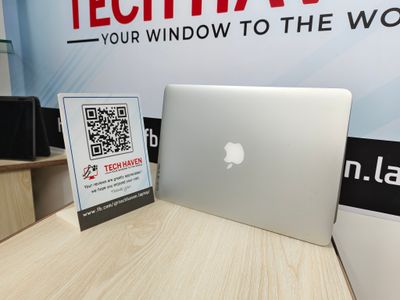 Apple MacBook Air 2017 | Core i5 8GB RAM 256GB SSD | 13.3-inch Display_img_2