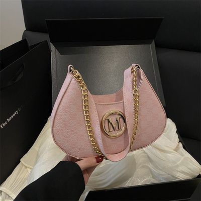 2025 Spring New Arrival Fashionable Niche Underarm Bag Stylish Personalized Shoulder Bag Letter Printed Crossbody Commuter Women's Bag_img_2