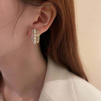 Pearl Luxe Earrings_img_0