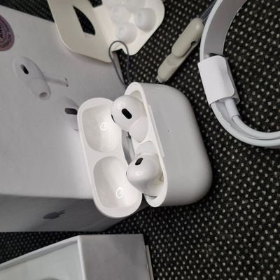 Airpods Pro 2nd Gen Made In Dubai Edition_img_0