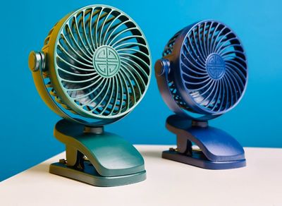 P8 USB Small Handheld Rechargeable Clip Fan – Green Color_img_0