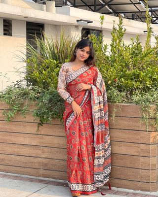 Arpita Bloom – Viral Digital Silk Sharee with Blouse Piece_img_1