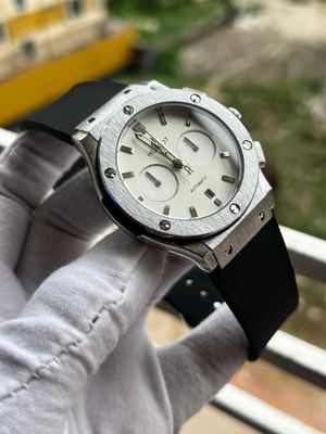 Hublot Classic Fusion Silicone White Dial Silver Case Black Belt_img_0