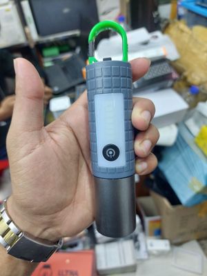 Smiling Shark SD0707 – Heavy-Duty Outdoor LED Flashlight_img_0