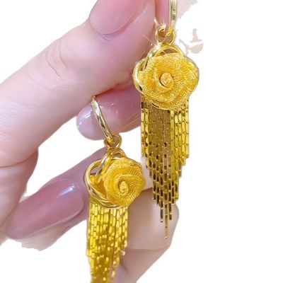 ✨ Golden Rose Glam Earrings ✨ রাজকীয় আভা আপনার প্রতিটি মুহূর্তে 🌸_img_4