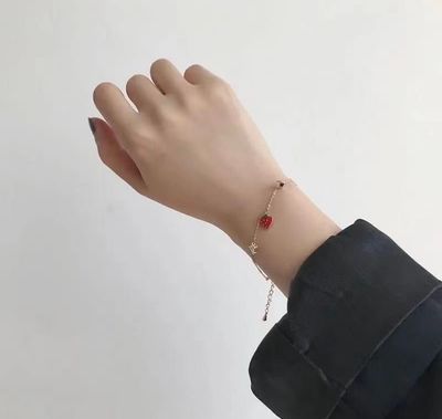 golden strawberry bracelets 🍓_img_2