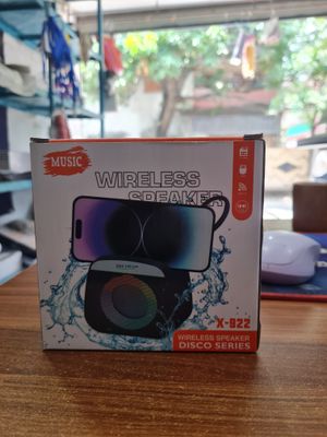 X-922 Wireless Disco Speaker with LED & 5W Sound_img_0