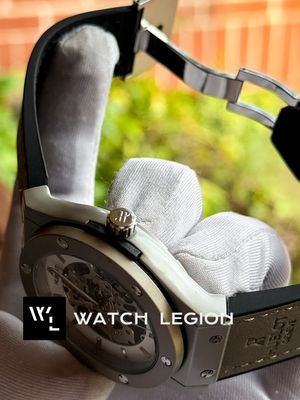 HUBLOT AUTO BELT GREY BLACK VELVET TEXTURE_img_2