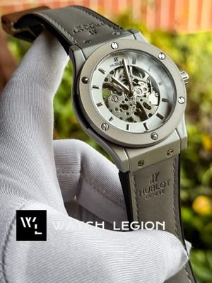 HUBLOT AUTO BELT GREY WHITE VELVET TEXTURE_img_0