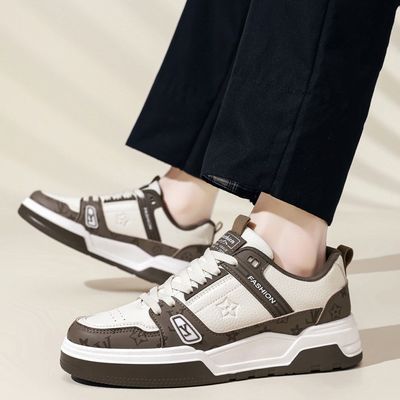 Fashionable sneakers_img_1