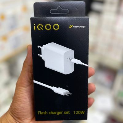 iQOO 120W Super Flash Charger With 6A Type-C Cable_img_2