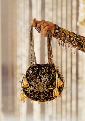 AIK - Potli bag_img_0