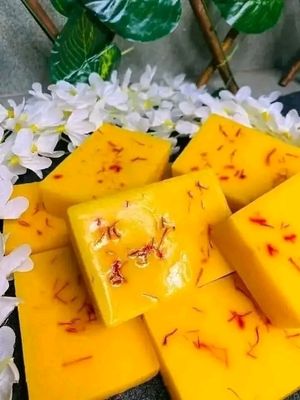 Saffron Goat Milk Soap_img_1