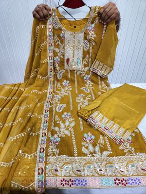 🌸 Premium Readymade Three Piece 🌸✨ Elegant Design | Stylish Look | Party Wear ✨_img_0