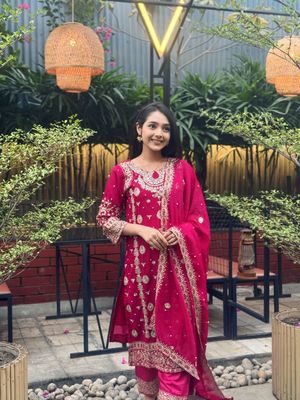 🌸 Pakistani Aspire Three Piece 🌸All Over Sequins Embroidery with Pearl Touch ✨_img_2