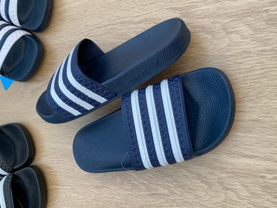 Adidas Adilette Slide (Blue-White)_img_2