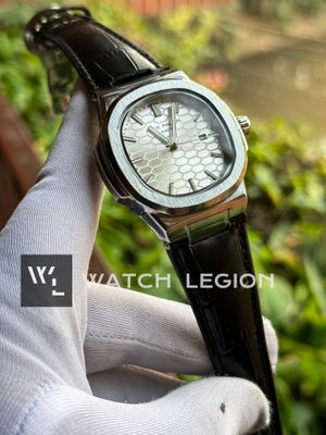 PATEK NAUTILUS HONEYCOMB BLACK BELT WHITE DIAL SWEEP_img_0