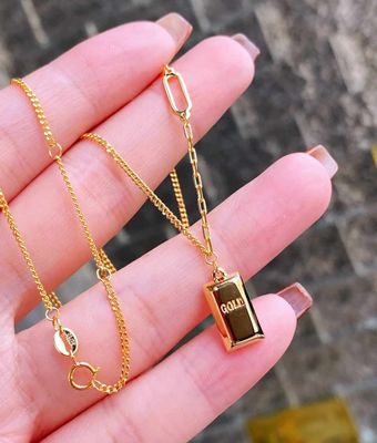 20k Gold Bar Pendant_img_0