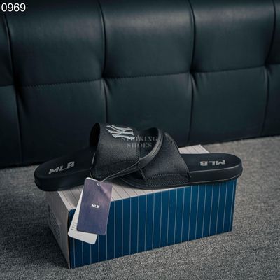 MLB New York Yankees Slides_img_1