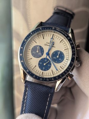 Omega Chronograph Watch White Face_img_0