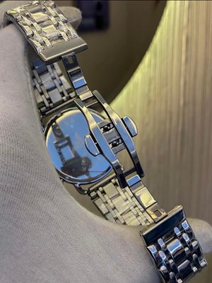 Emporio Armani Oval Glass Simple Gray Dial Slim AA Grade Chain_img_2