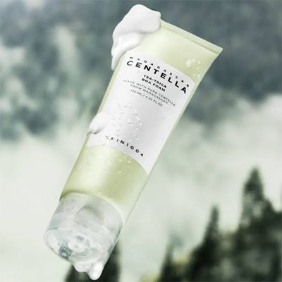 SKIN1004 Madagascar Centella Tea-Trica BHA Foam 125ml_img_0