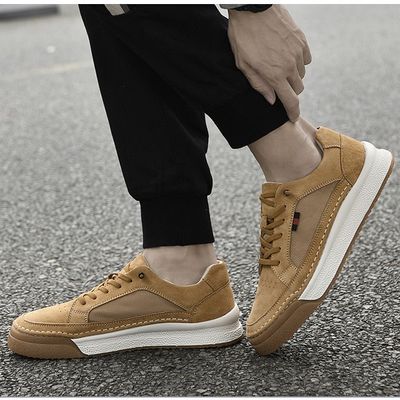 Trendy and versatile sneakers_img_0